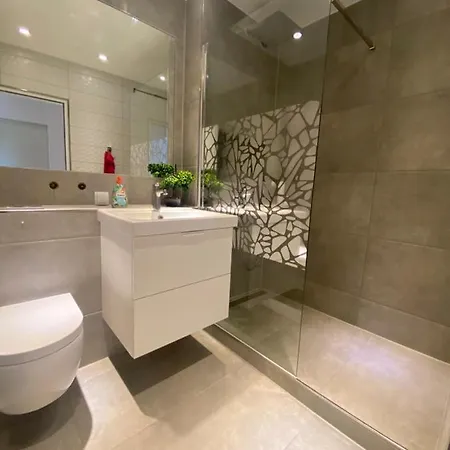 Homestay 3 Homberg 7 Etage