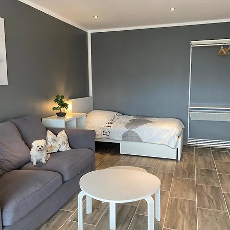 Homestay 3 Homberg 7 Etage