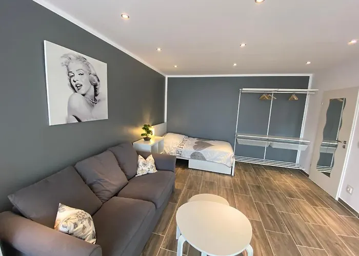 בית אירוח 3 Homberg 7 Etage דיסבורג